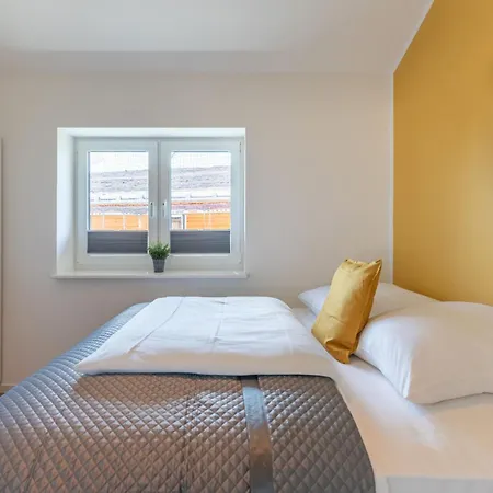 Huus Voss * Kotzenbull